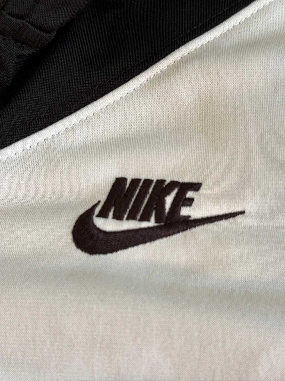 Nike Women’s Sportswear Black White Colorblock Crop Zip Up Track Jacket Size XS